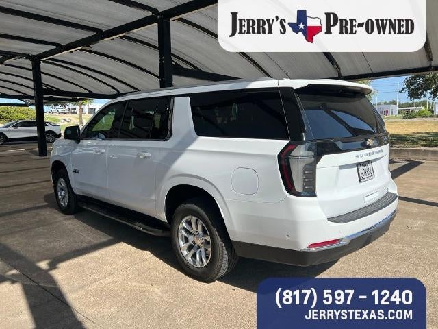 2025 Chevrolet Suburban LT