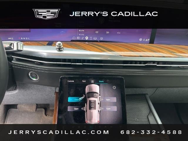 2025 Cadillac Escalade Sport Platinum