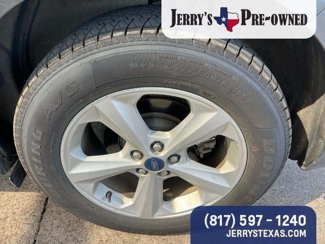 2020 Ford Edge SE