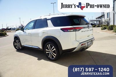 2023 Nissan Pathfinder Platinum