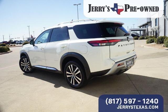 2023 Nissan Pathfinder Platinum