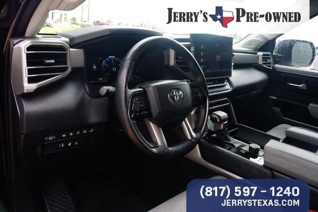 2024 Toyota Sequoia SR5