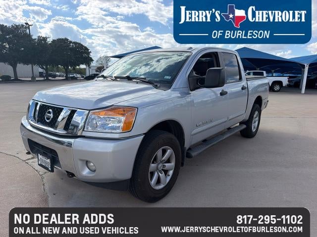 2013 Nissan Titan SV