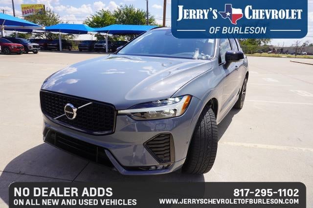 2023 Volvo XC60 Plus Dark Theme