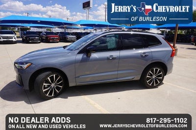 2023 Volvo XC60 Plus Dark Theme
