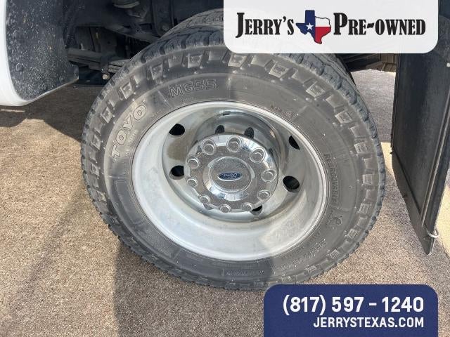 2023 Ford Super Duty F-450 DRW Lariat