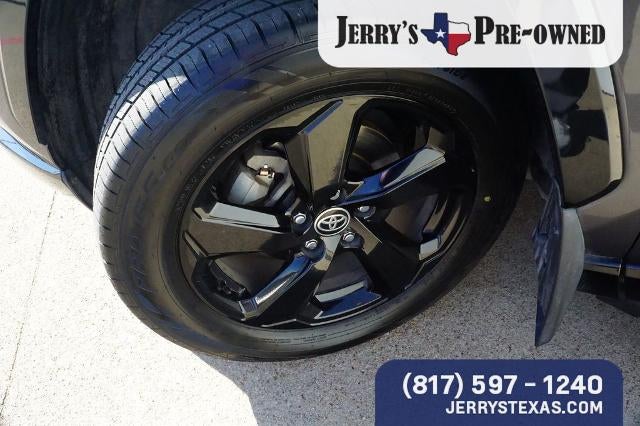 2020 Toyota RAV4 XSE