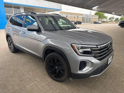2024 Volkswagen Atlas 2.0T SE w/Technology